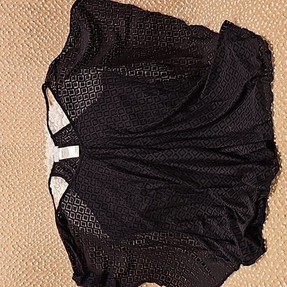 Jessica Simpson Cold Shoulder Blouse - Picture 4 of 10